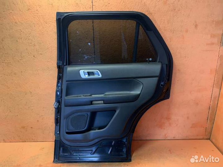 Дверь боковая задняя правая Ford Explorer U502 3.5