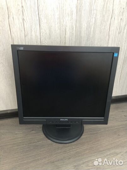 Монитор Philips HNS7170T