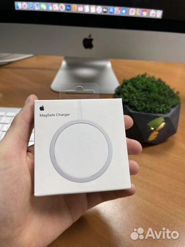 Беспроводная зарядка Apple MagSafe