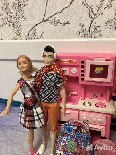 Одежда и мебель для Барби