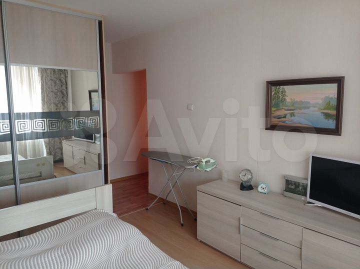 2-к. квартира, 56 м², 6/9 эт.