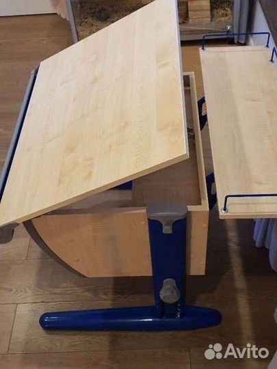 Растущая парта деми