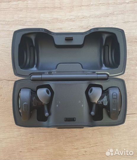 Беспроводные наушники Bose SoundSport Free