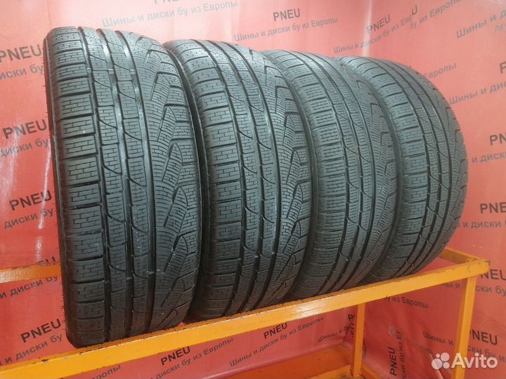 Pirelli Winter Sottozero II 235/45 R20