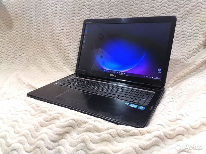 Ноутбук Dell inspiron n7110
