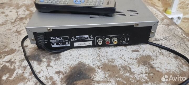 DVD плеер Elenberg dvdp-2402