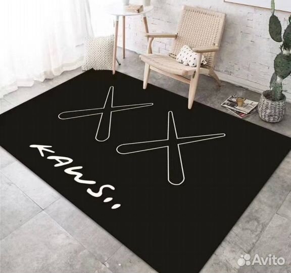 Ковер kaws