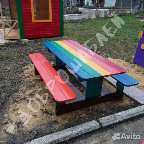 Детские деревянные столики на площадку