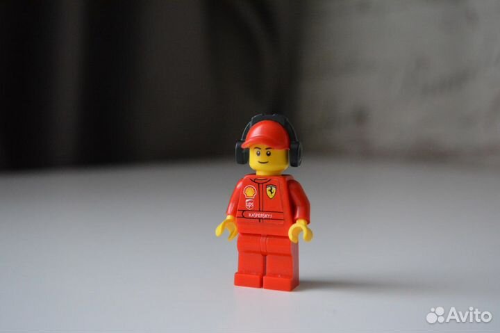 Lego Shell, Шелл «Финиш и подиум» (40194)