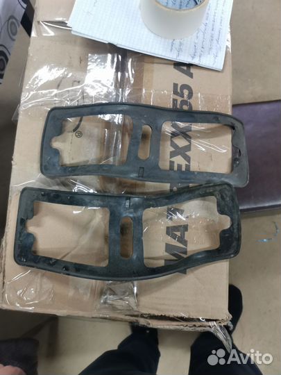 Уплотнительные резинки задних фонарей ваз 2101