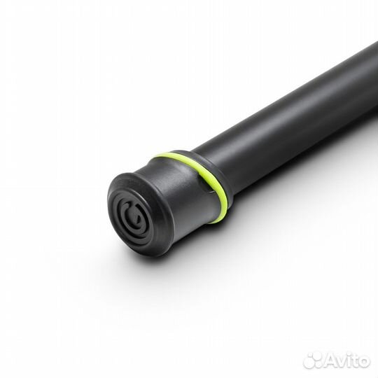 Короткая микрофонная стойка 