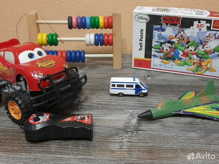 Пазл Disney, деревянные счеты и др игрушки