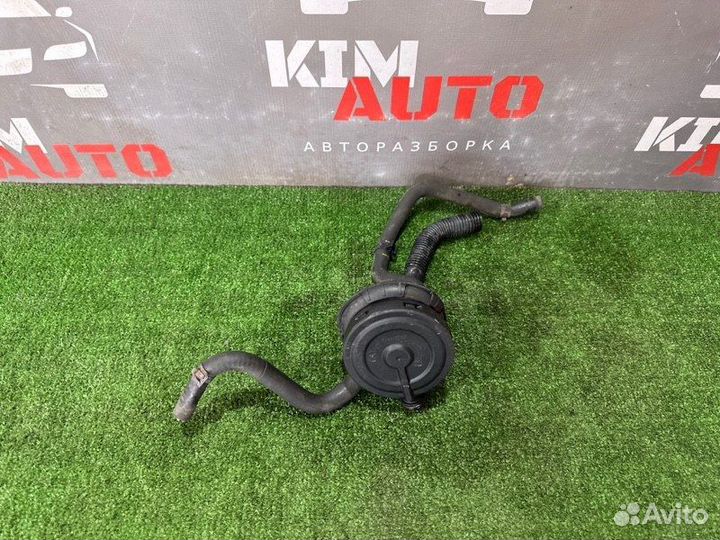 Клапан вентиляции картерных газов Volkswagen Polo