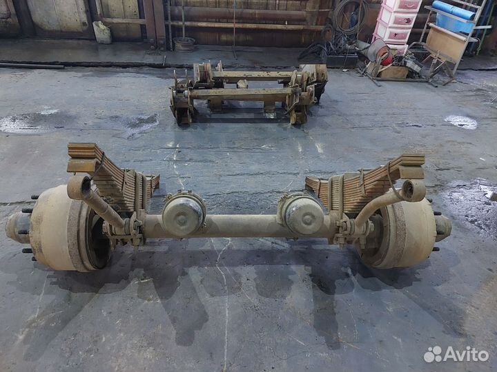 Ось полуприцепа L1