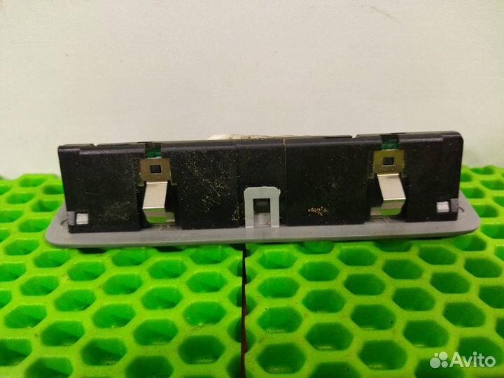 Дисплей информационный Volkswagen Touareg 7L6 7L7