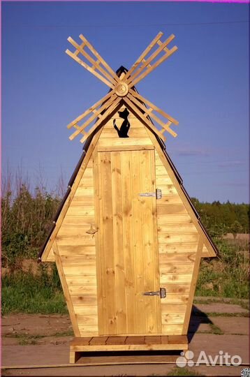 Уличный туалет деревянный HAT111