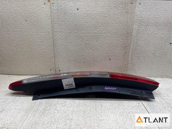 Стоп-сигнал задний правый mitsubishi colt