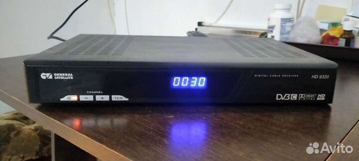 HD9320 Dvb-c ресивер. Для кабельного тв