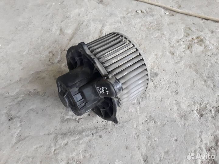 Моторчик печки Hyundai Getz 2005 97112-1C000