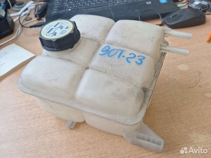 Бачок Форд Фокус 2 дизель 1.6