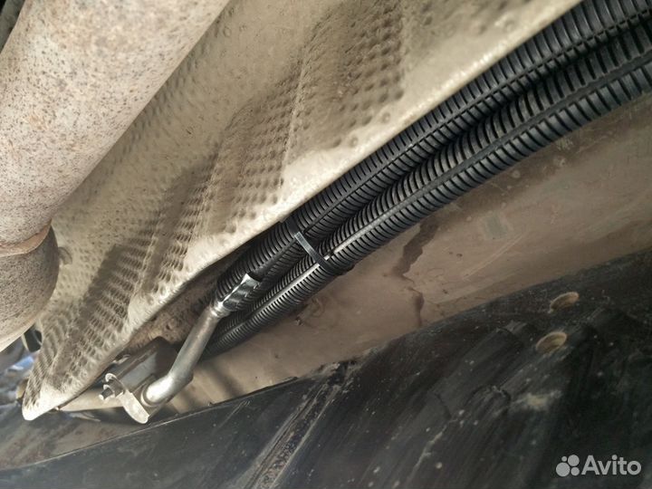 Трубки шланги кондиционера Тойота Ленд Крузер