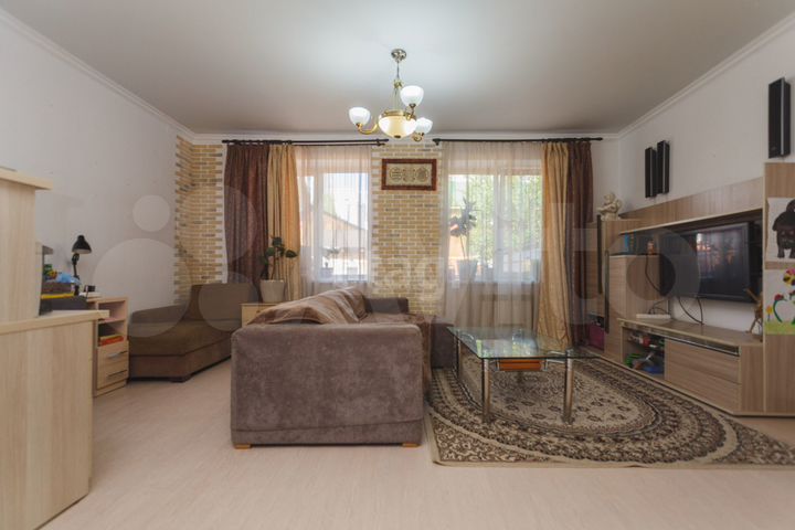 Таунхаус 142 м² на участке 3 сот.