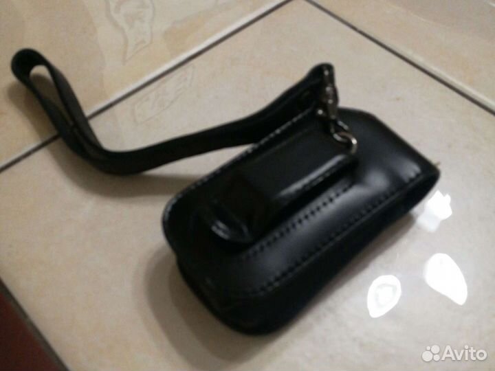 Футляр для мобильника