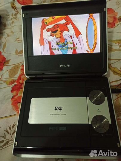 Портативный DVD видеопроигрыватель PET720