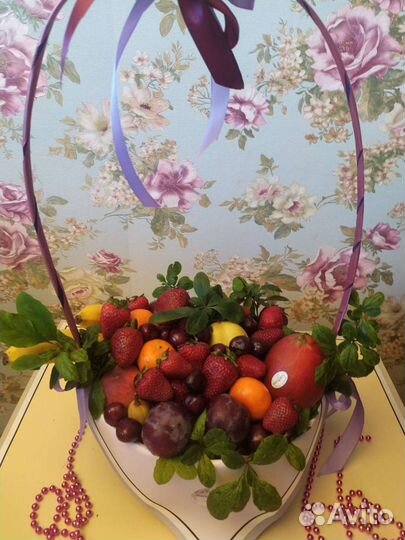 Фруктовая, корзина