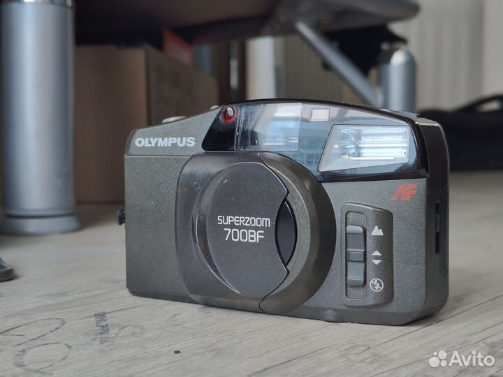 Плёночный фотоаппарат Olympus superzoom 700 BF
