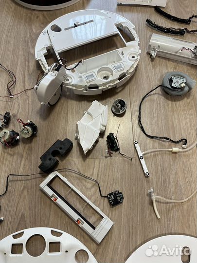 Xiaomi Vacuum mop Essential (запчасти, разбор)