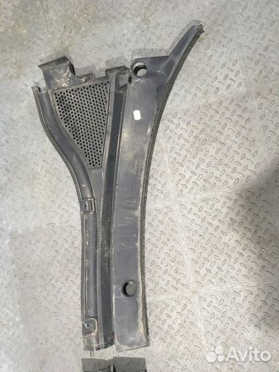 Решетка стеклоочистителя (планка под лобовое стекл