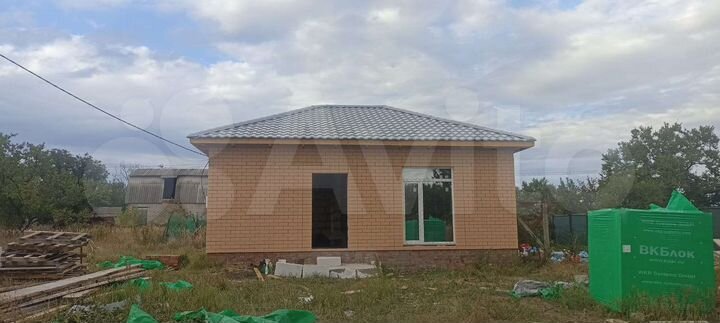 Дом 61 м² на участке 5 сот.