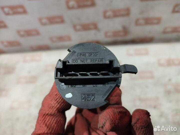 Резистор печки Mitsubishi Colt Z35AM 4A90 2008