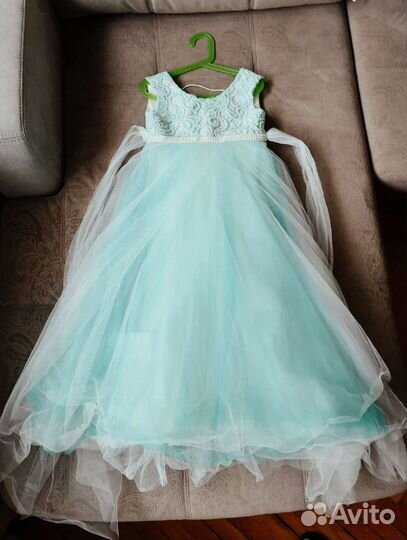 Праздничное бальное платье