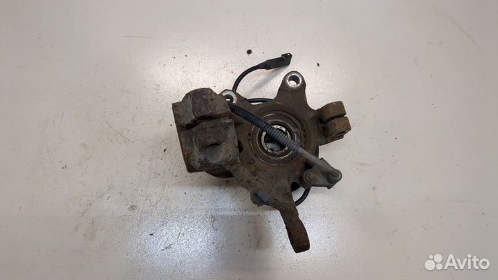 Ступица (кулак, цапфа) Ford Mondeo 1, 1995