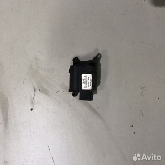 Актуатор печки 3C1907511B VW Passat (B6) 2005-2010