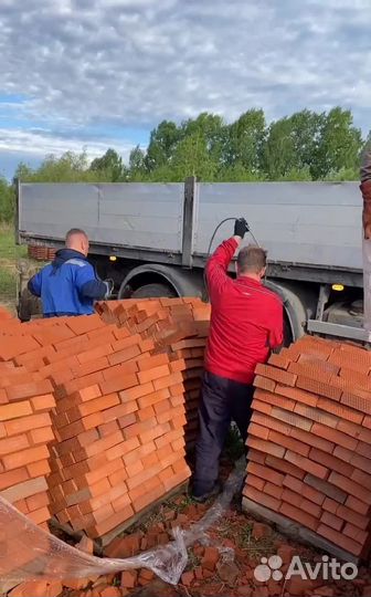 Кирпич полнотелый М125 рядовой, в поддонах