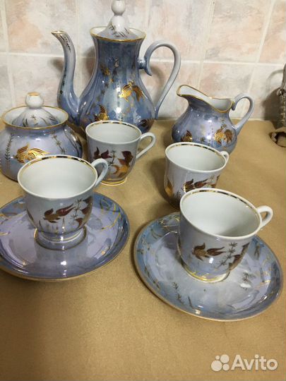 Часть сервтза золотая рыбка, кружки времен СССР