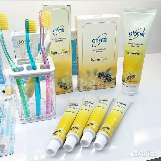 Зубная щетка Atomy