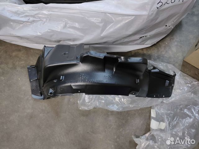 Подкрылок передний левый Lancer 9 новый оригинал