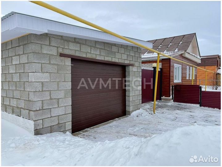 Секционные ворота