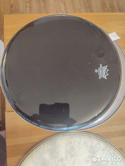 Пластик для м. барабана Remo Ebony Ambassador 13