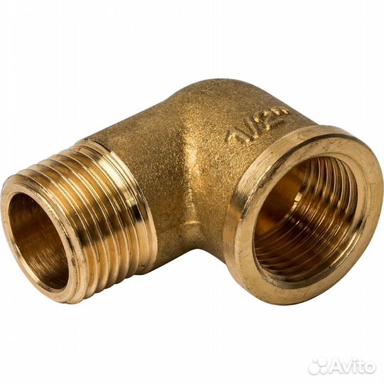 Stout Угольник вн 1/2