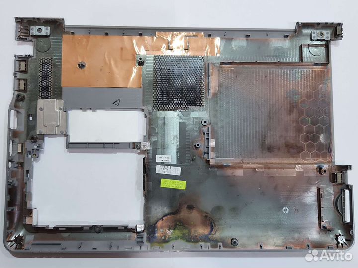 Поддон от Samsung NP530U4C