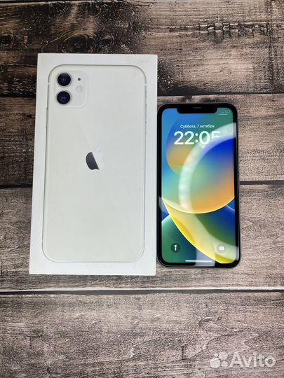iPhone 11, 64 ГБ