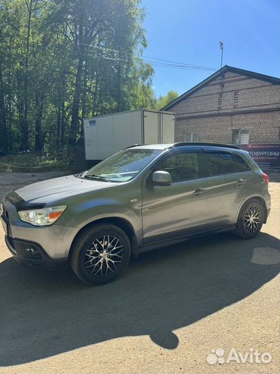 Mitsubishi ASX 1.6 МТ, 2010, 280 000 км