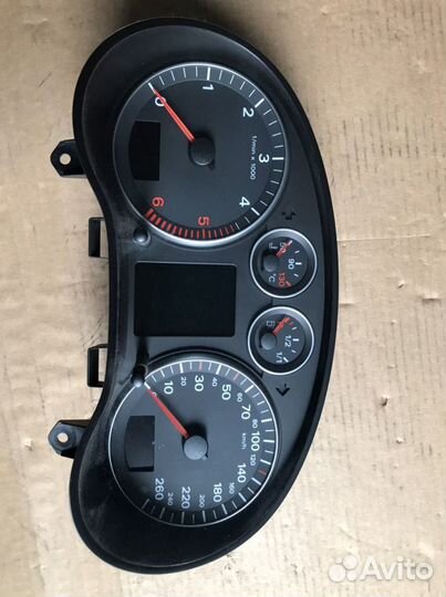 Щиток приборов Audi A3 8P,8p0920930R(105)