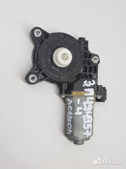 Моторчик стеклоподъемника задний правый актион new
