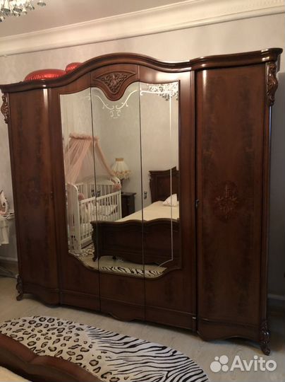 Спальный гарнитур Милана